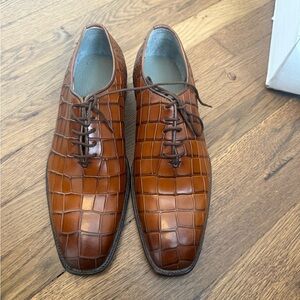 Classic Brown Crocodile Pattern Men's Oxfords (no brand)